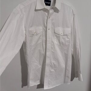 Wrangler Men's Classic 100% Cotton White Button-Down Shirt